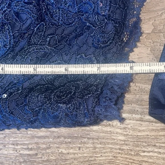 Sequin Hearts 3 - Picture 7 of 9